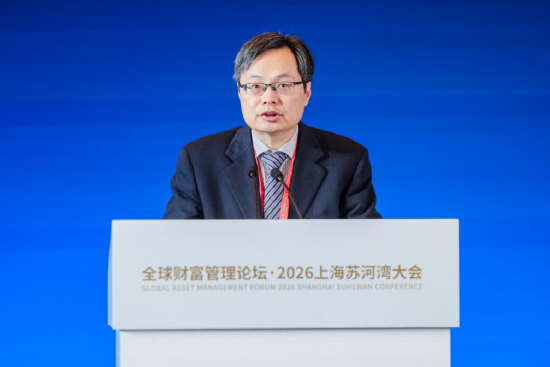 中银理财董事长黄党贵：AI创新不能走无约束的试错路径	，需将流程规范贯穿应用过程